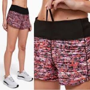 Lululemon Speed Up Short *2.5" Flash Pleat Orange Multi/Black- Size 12